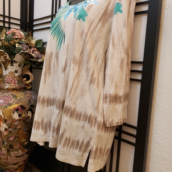 Blouse - Picture 3 of 8